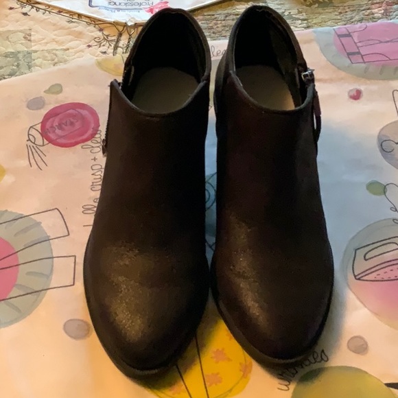 Size 5 and half “simply Vera” ankle boots - Picture 2 of 5